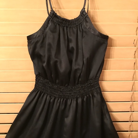 Halter cocktail dress - Picture 2 of 4